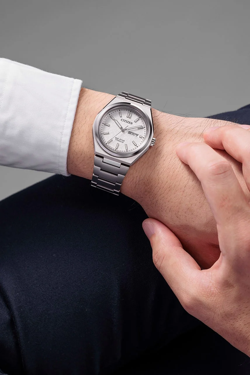 Citizen Eco-Drive Zenshin (AW0130-85A) - Image 3