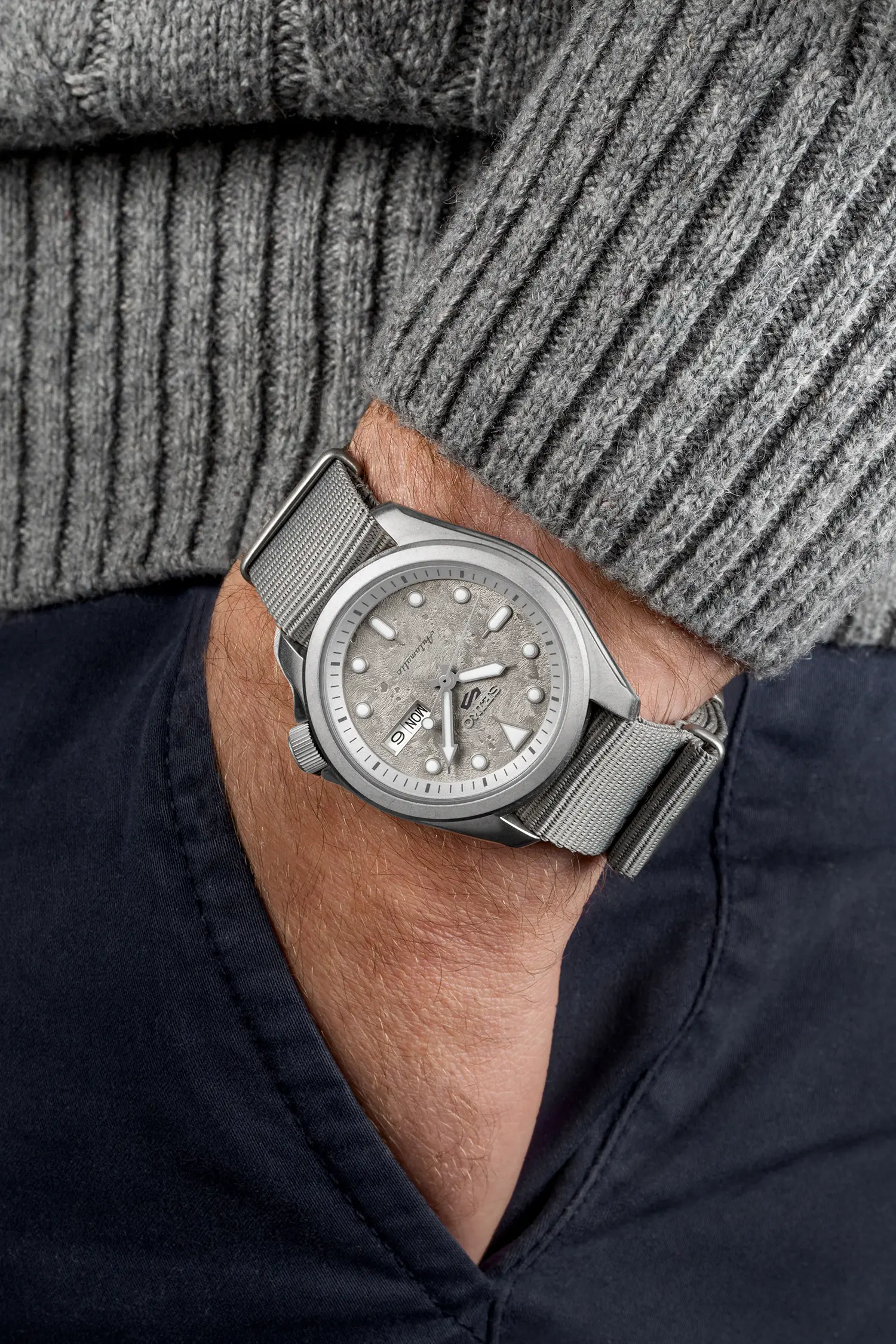 Seiko 5 Sports (SRPG63K1) - Image 2