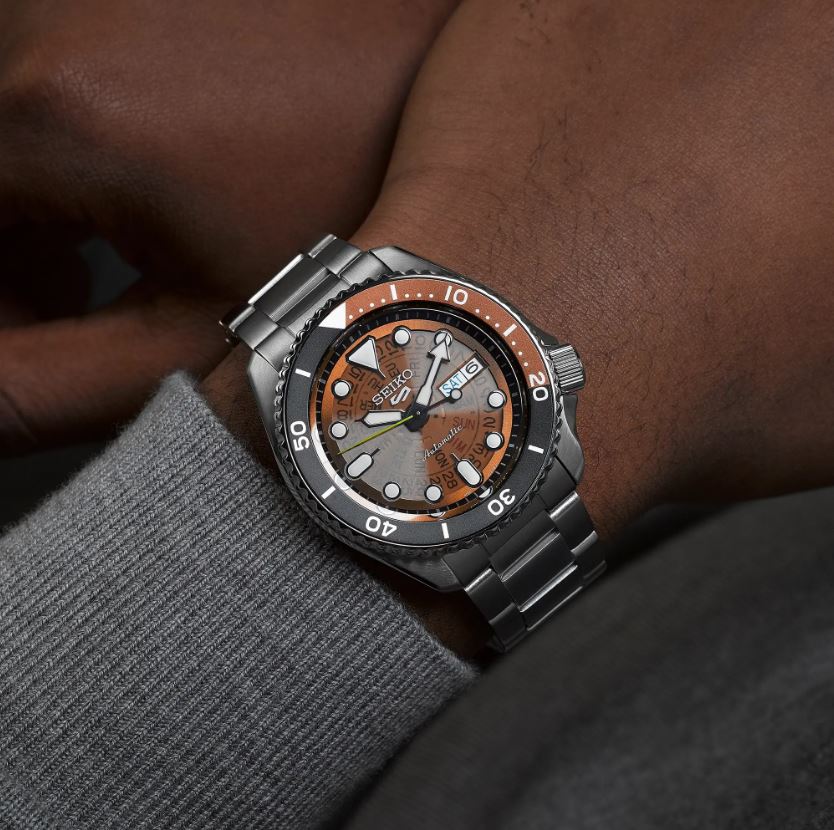 Seiko 5 Sports (SRPJ47K1) - Image 3