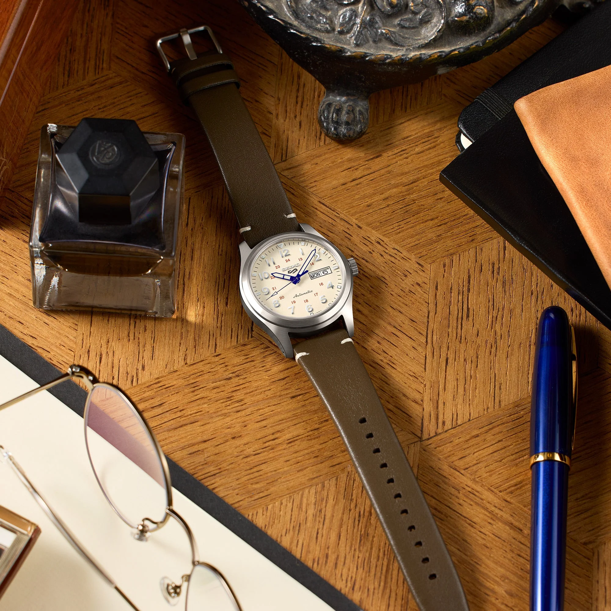 Seiko 5 Sports - 110th Anniversary ?˜Laurel??Limited Edition (SRPK41K1) - Image 6